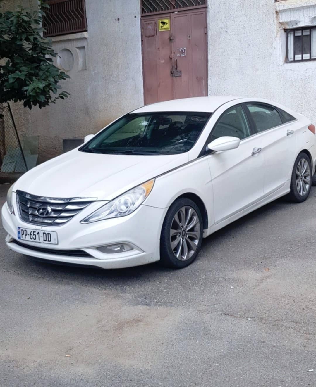 Təcili satılır 2013-cü il Hyundai Sonata - 3,800$