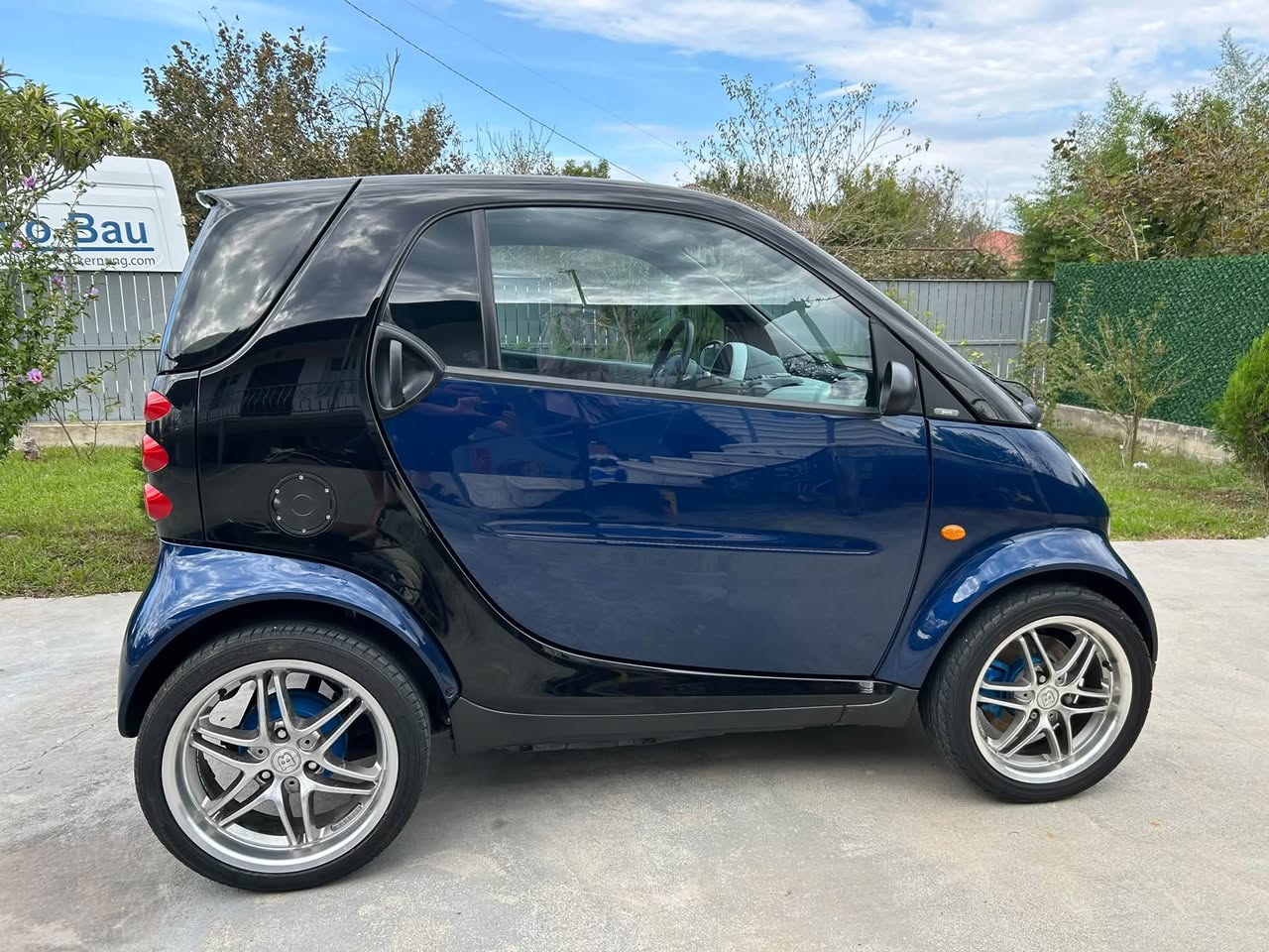 Smart Fortwo 2004 — 2,800$