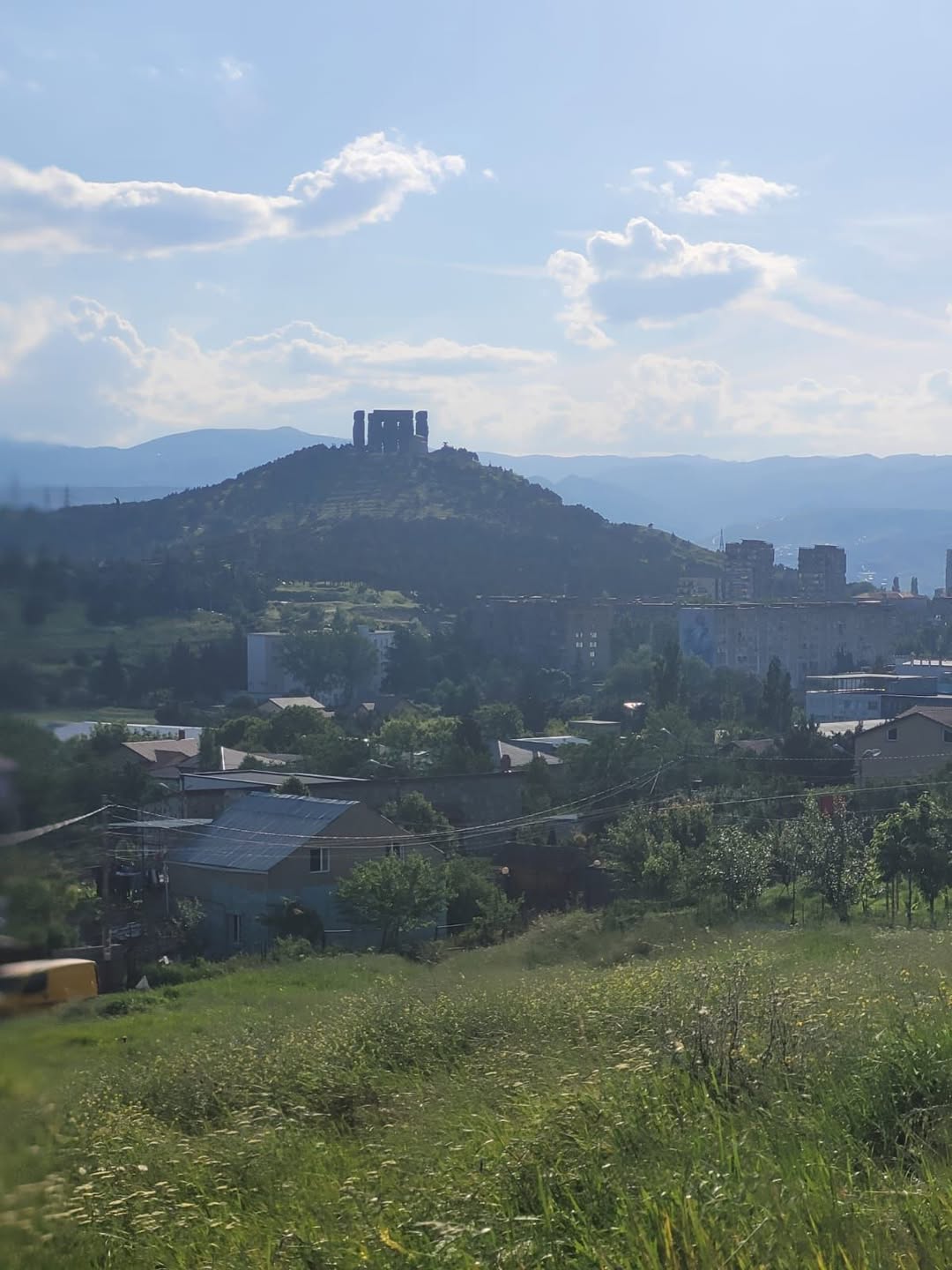 Հողակտոր, Թբիլիսի