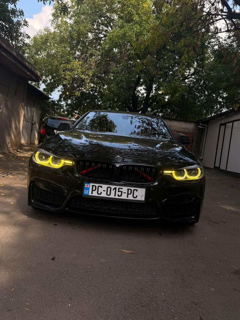 BMW 328I 2014 satılıq restaylinq təkərləri - 10,000$