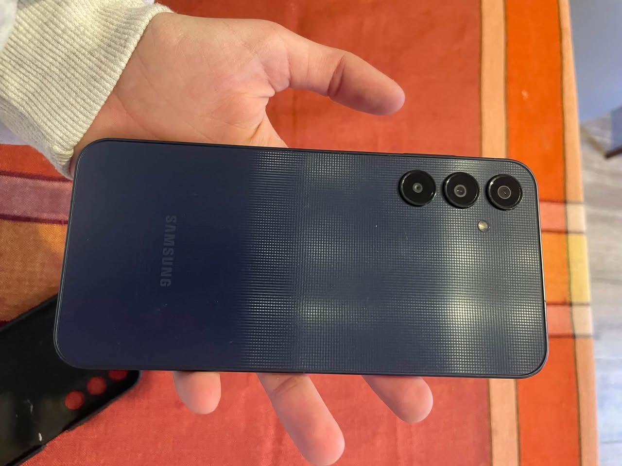 350 лари стоит телефон Samsung Galaxy A25