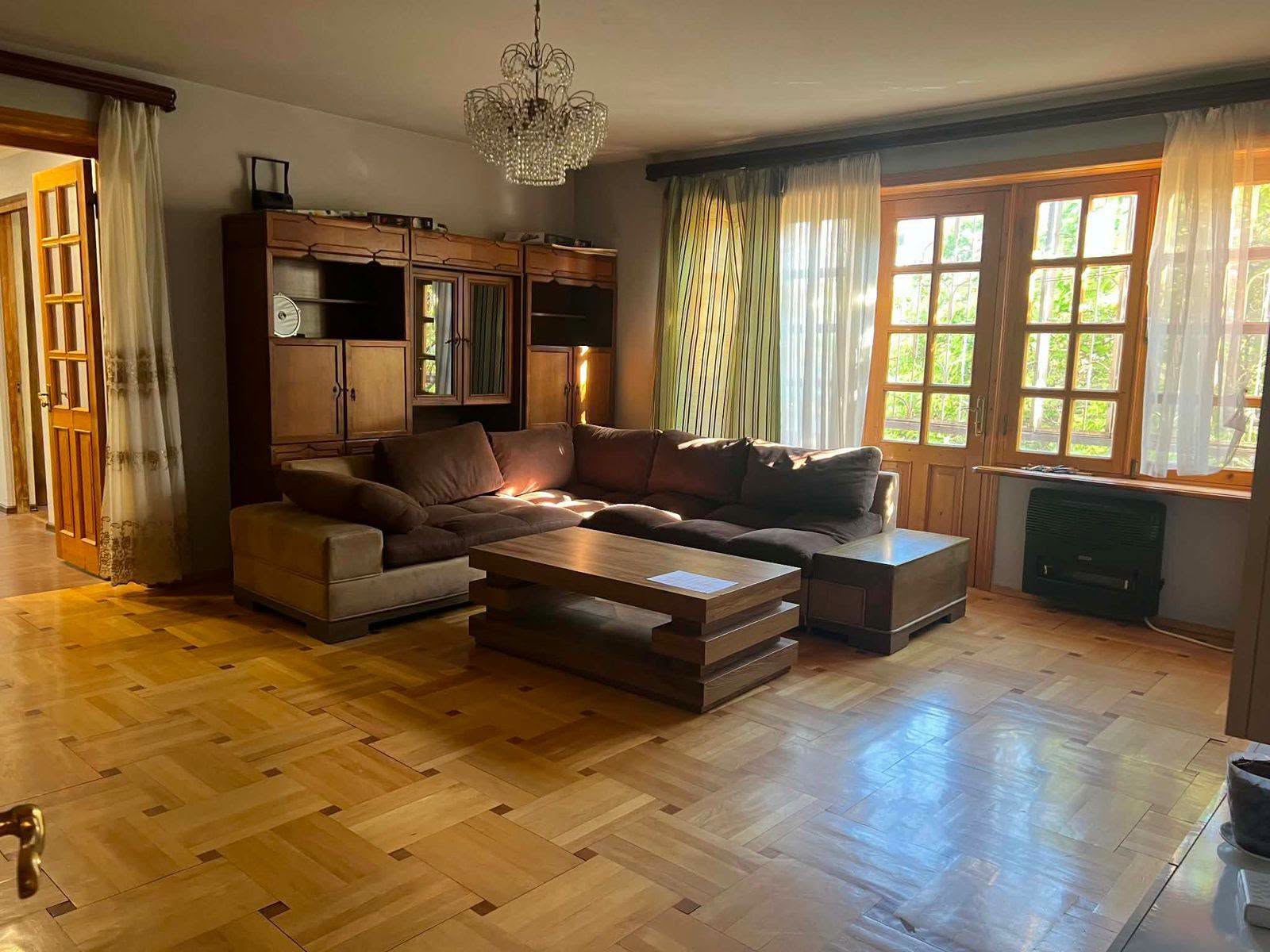 იყიდება 4-ოთახიანი ბინა, თბილისი — $115,000