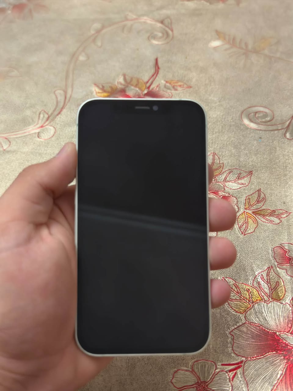 ვაჭარვუმე iPhone 12 64 GB Face — 40,000֏