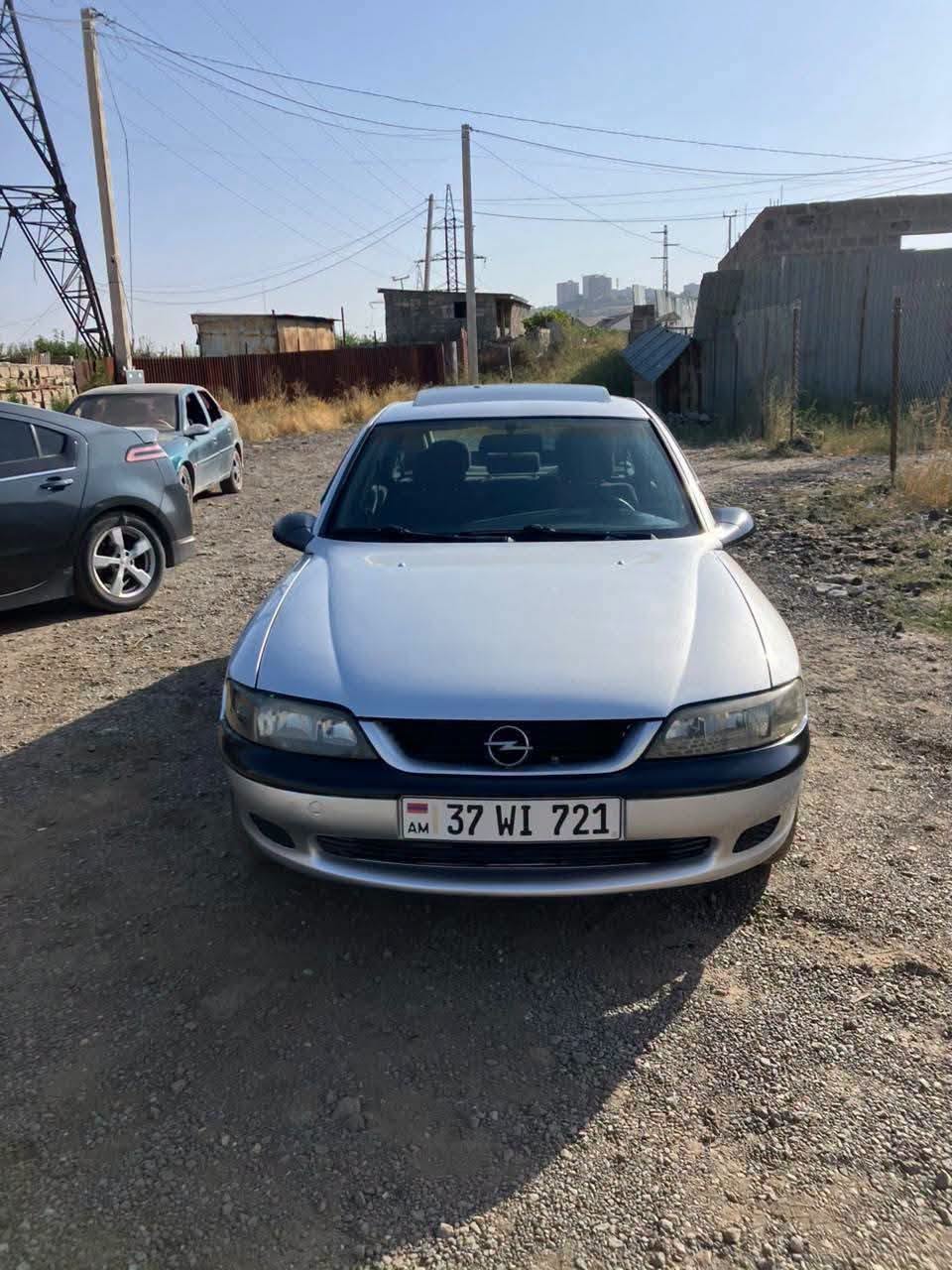 The car costs 750,000֏