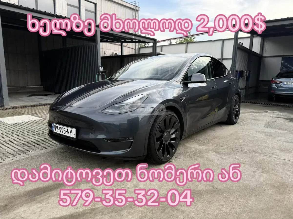 Tesla Model Y 2022