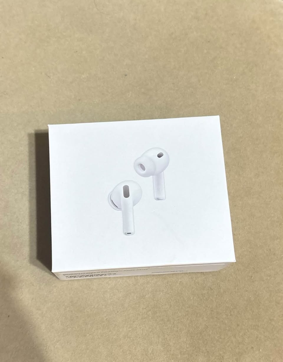 New wireless earbuds, with box