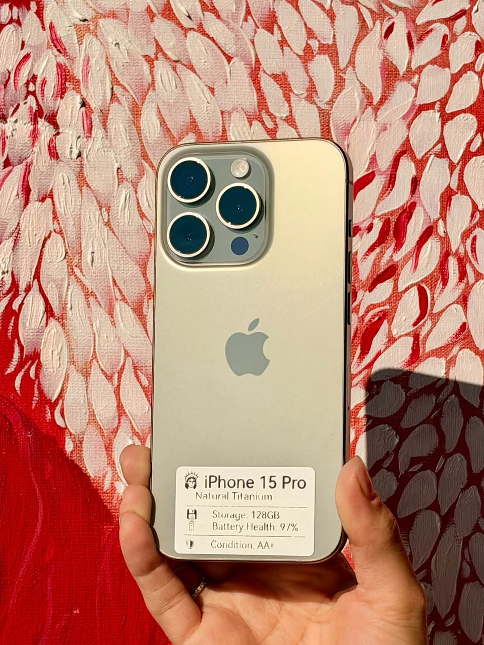 Strawberries are sold online with installment iPhone 17 2000 — 3,300₾