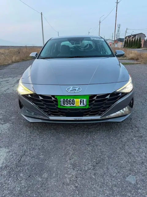 Hyundai Elantra Limited 2021