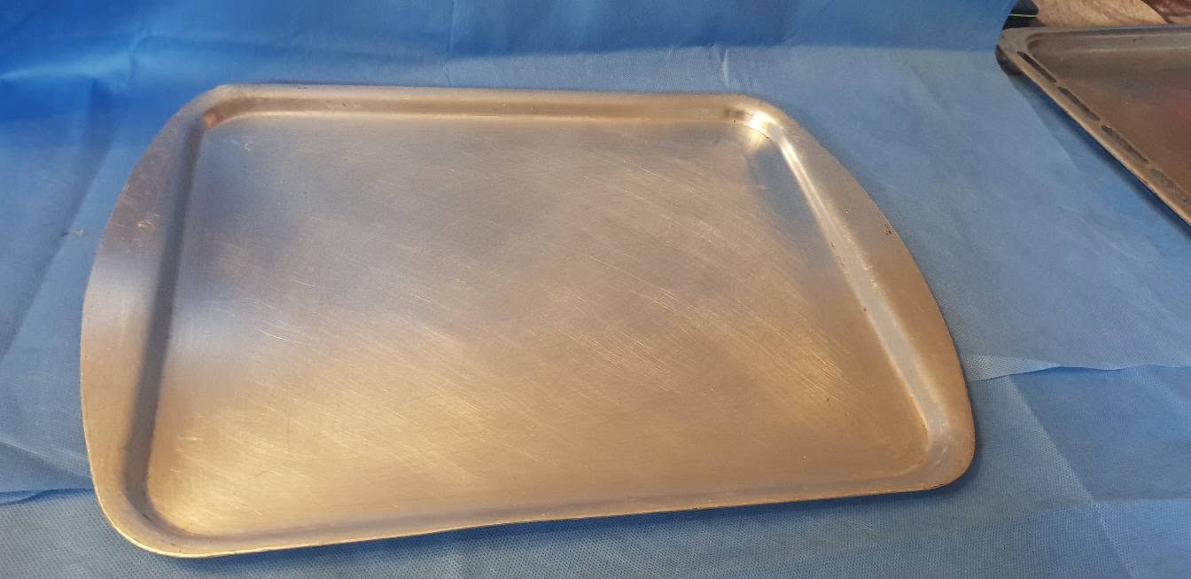 Large aluminium tray, good condition