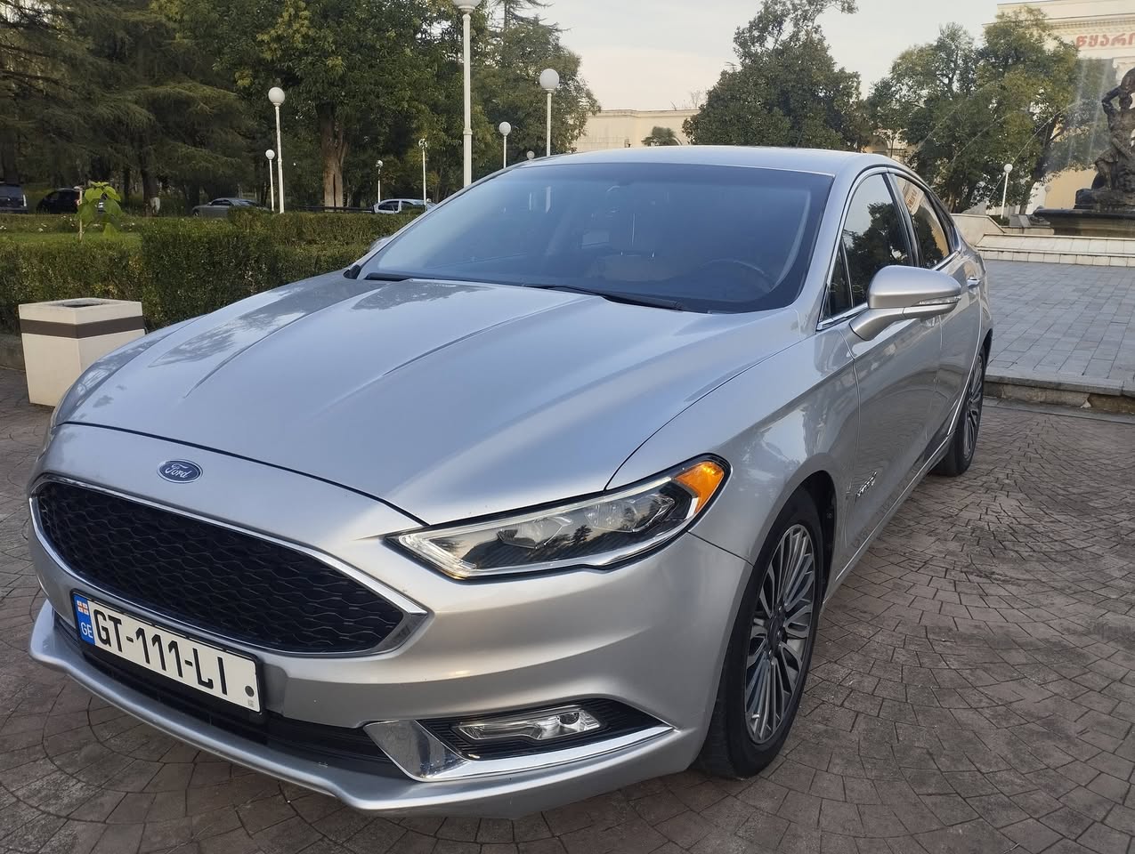 Satılır/dəyişilir Subaru Ford Fusion 2.0 hibrid 2017 - 9,000$