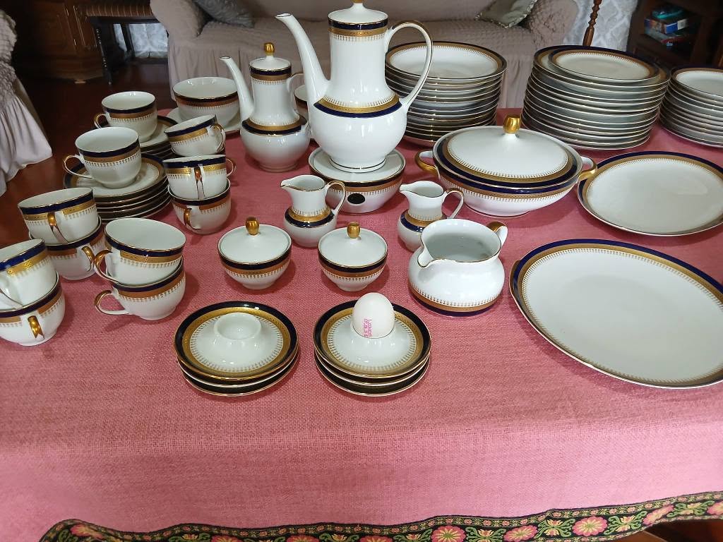 Dinner and coffee for 12 people