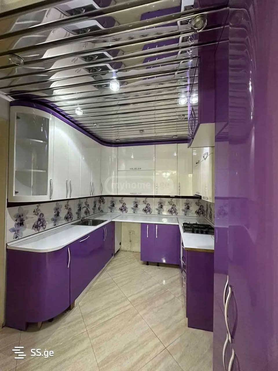 Satılıq 4-otaqlı mənzil, Tbilisi — $145,000