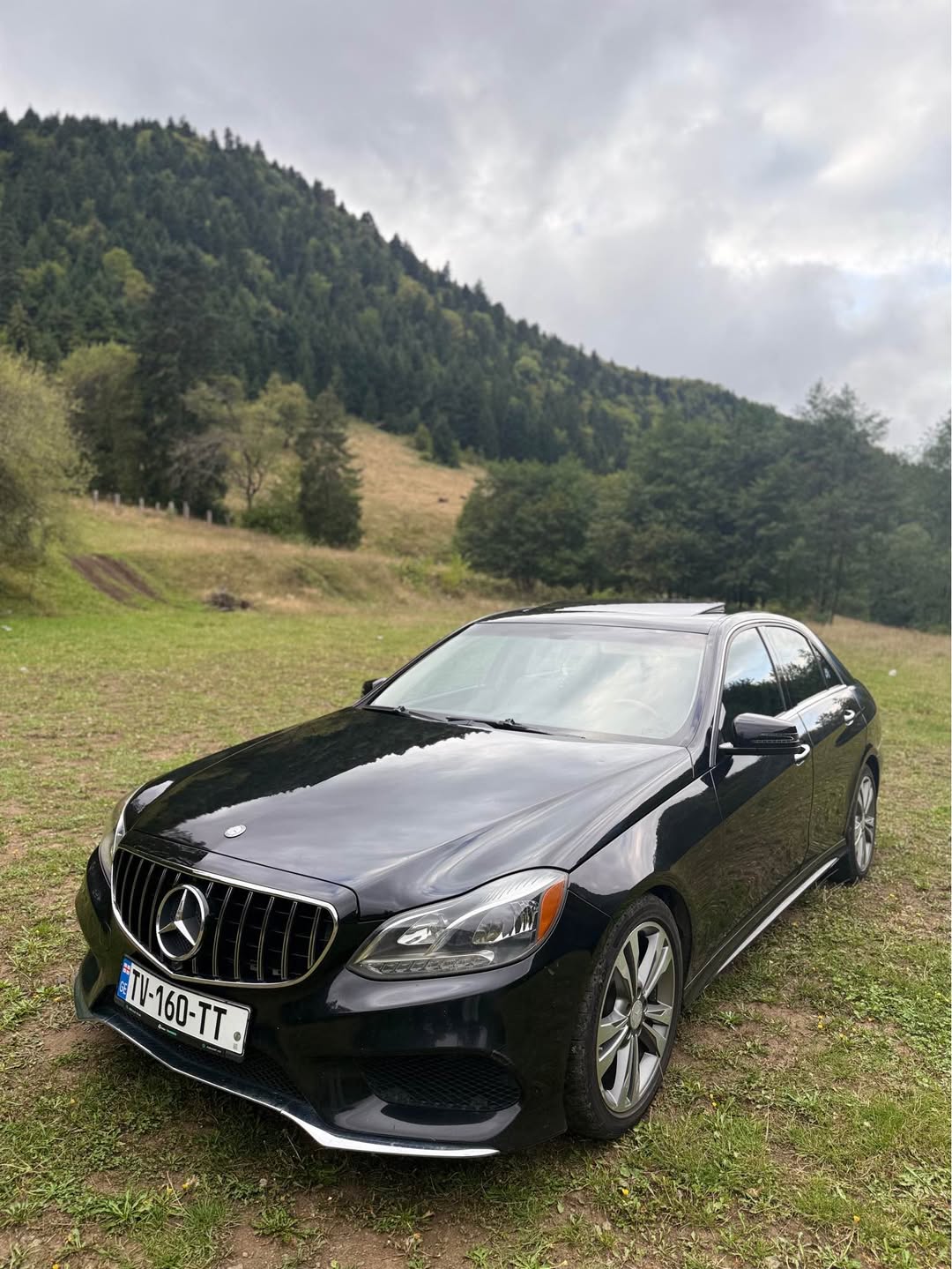 Mercedes E350 2013 — 8,500$