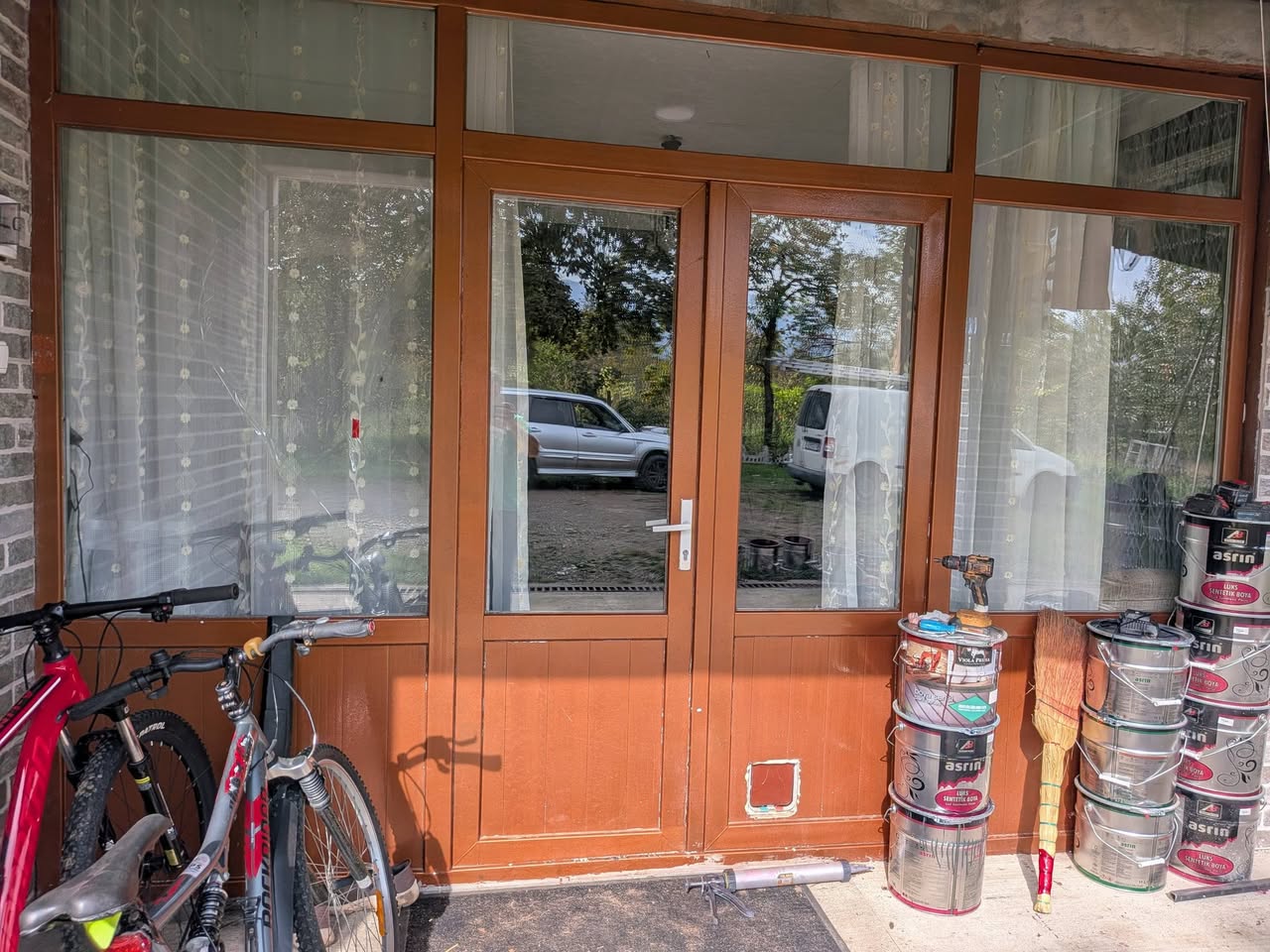 Vitrajlı iki qanadlı qapı, 3.70×2.60