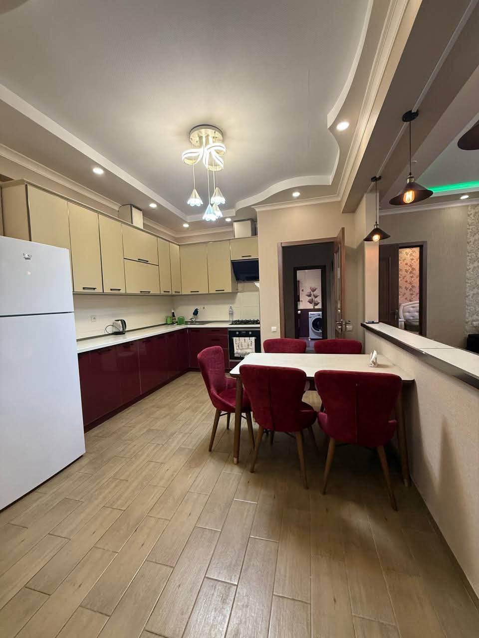 გაყიდვაშია 2 ოთახიანი ბინა, თბილისი — $850