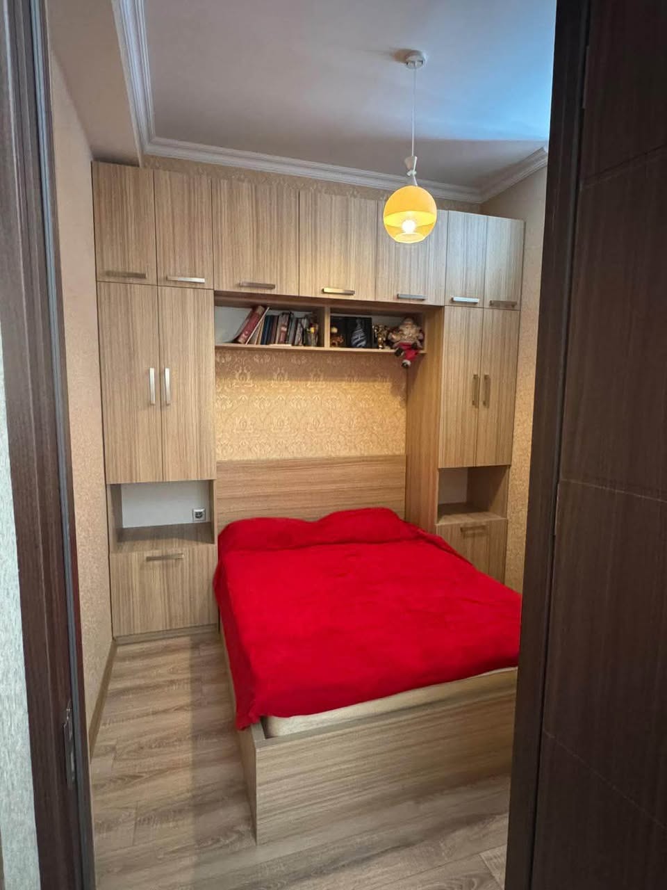 ქირავდება ბინა, თბილისი — 1,200 ₾