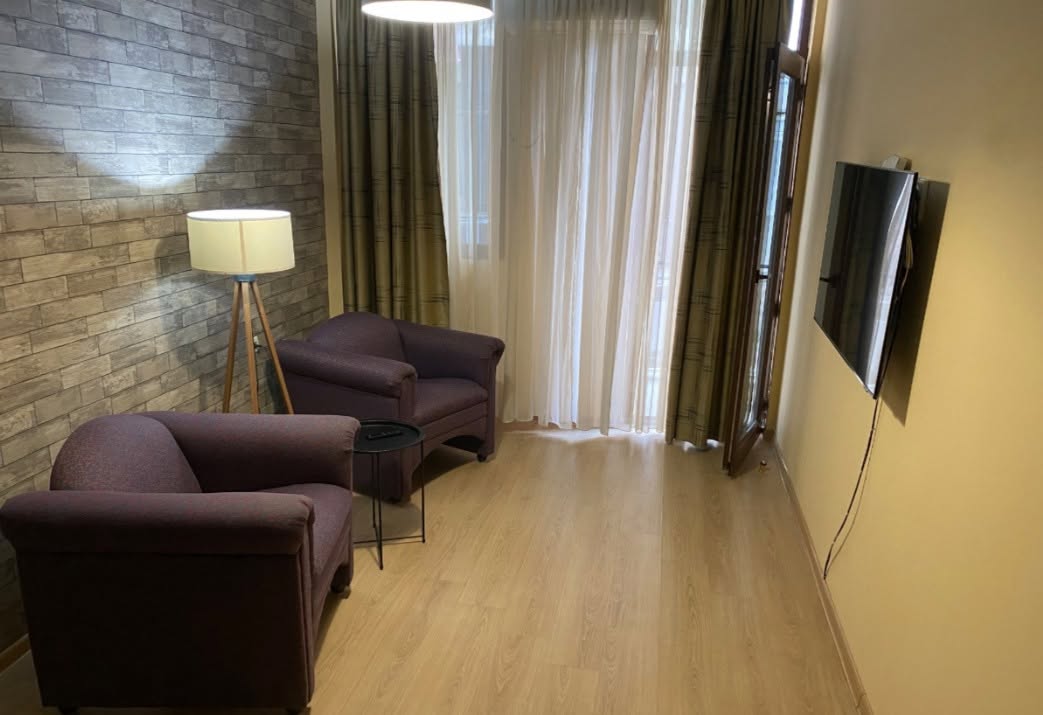2+1 daire, Batium'da 110.000 dolar.