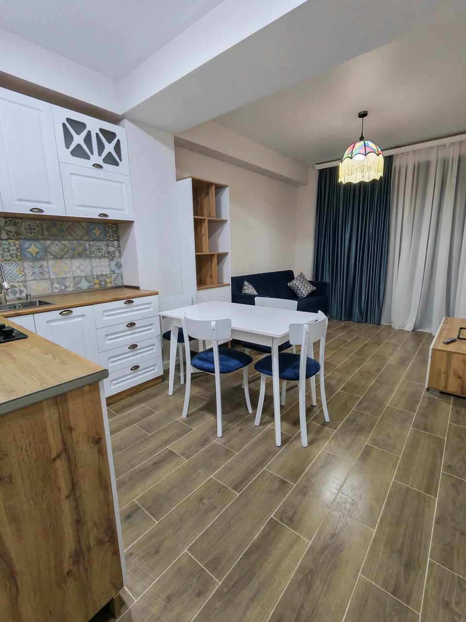 ქირავდება ბინა, თბილისი — 1,200 ₾
