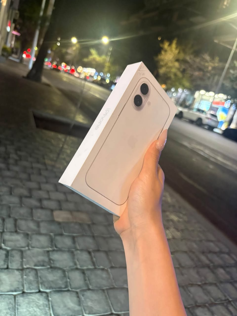 📱 Փնտրո՞ւմ եք iPhone 17։ 🤍 — 350,000֏