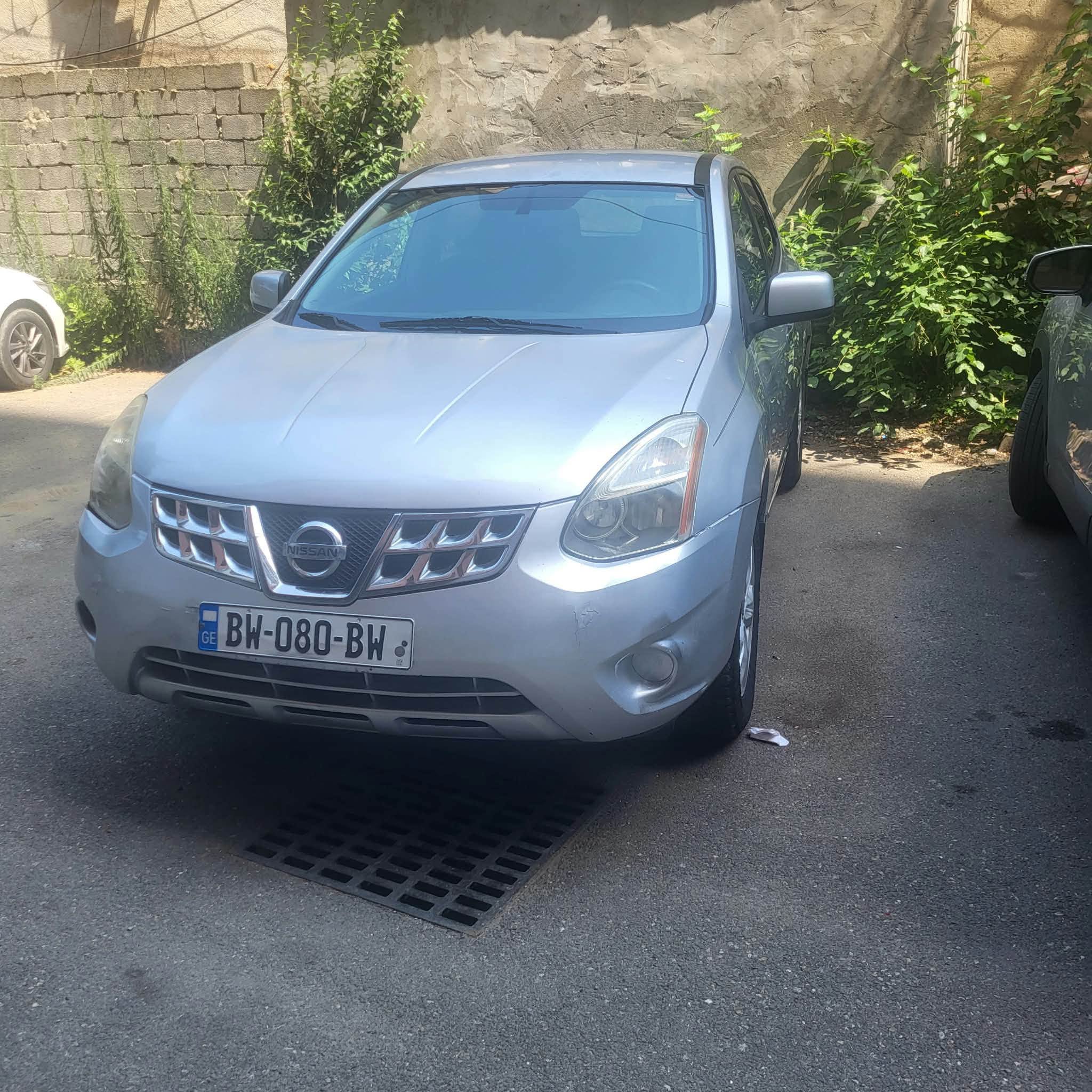 Nissan Rogue 2011