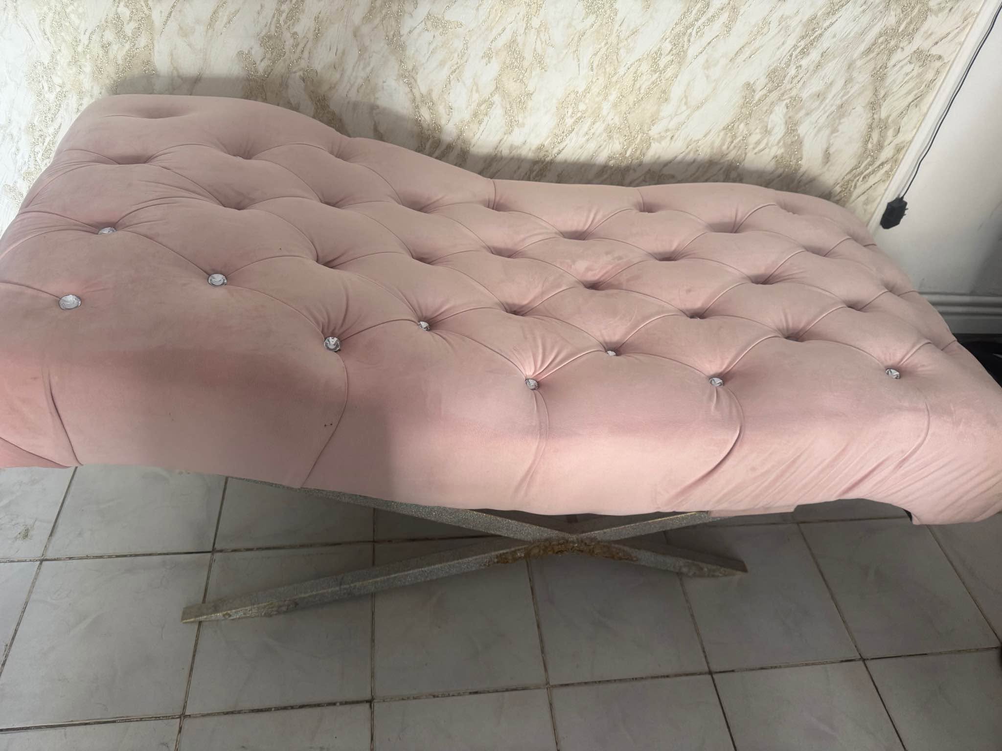 Mebel — 350₾