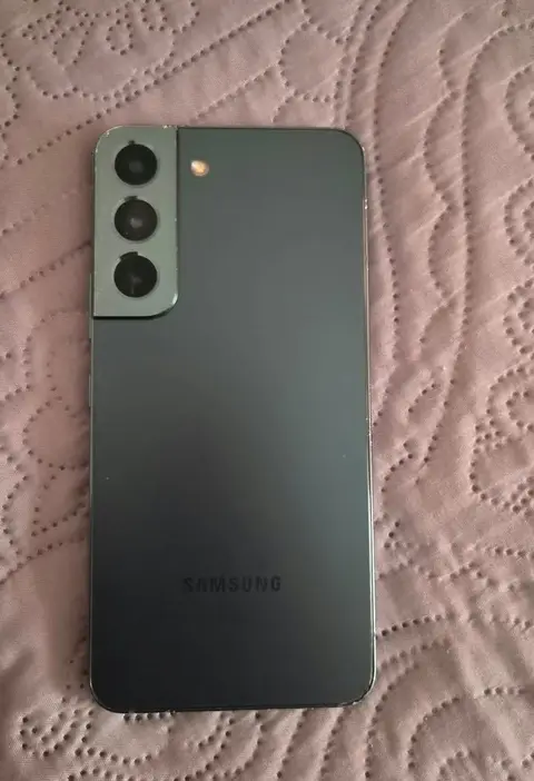 Samsung Galaxy S22 5G 128GB, ամերիկյան — 400$