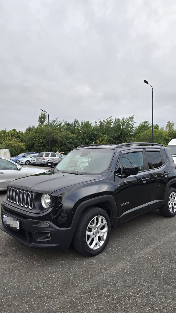Jeep Renegade 2017 — 7,800$