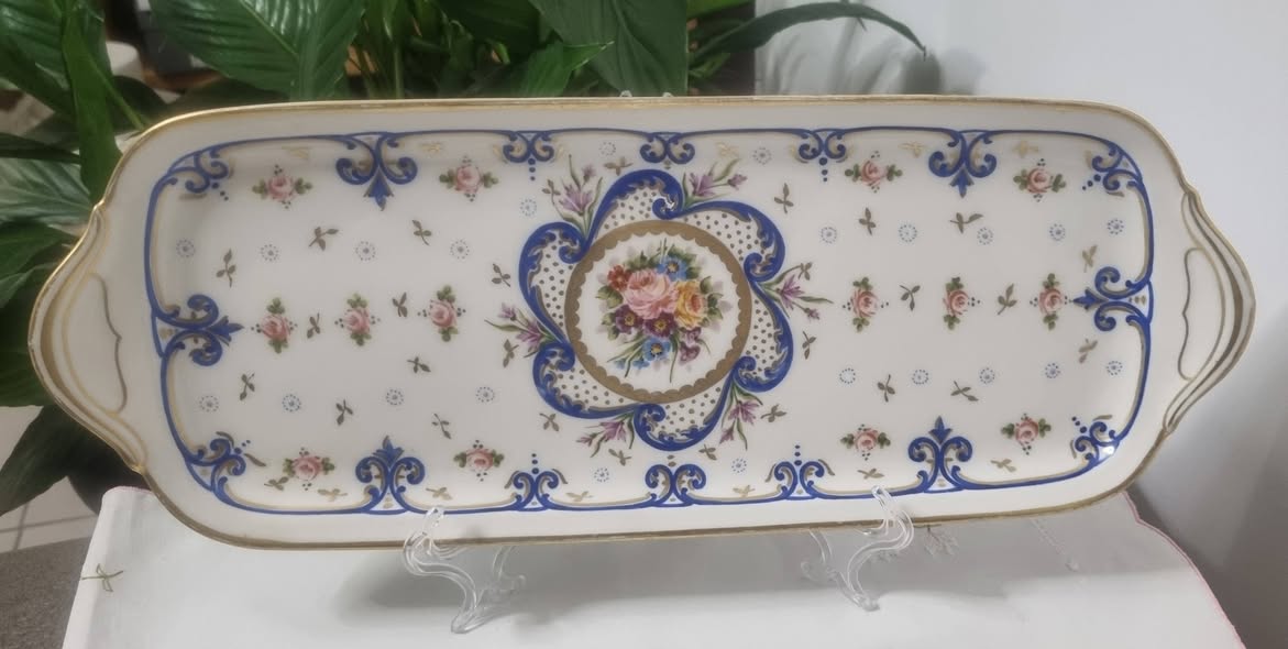#იყიდება✅️ 🍰🍰🍰🍰 Limoges მართკუთხა ლანგარი,ტორტისთვისაა განკუთვნილ…