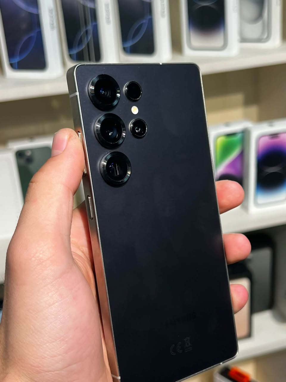 Samsung S25 Ultra 256GB 280.000 Դրամ