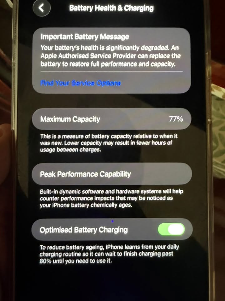 Վաճառվում է iPhone 13 Pro Max մարտկոցով
