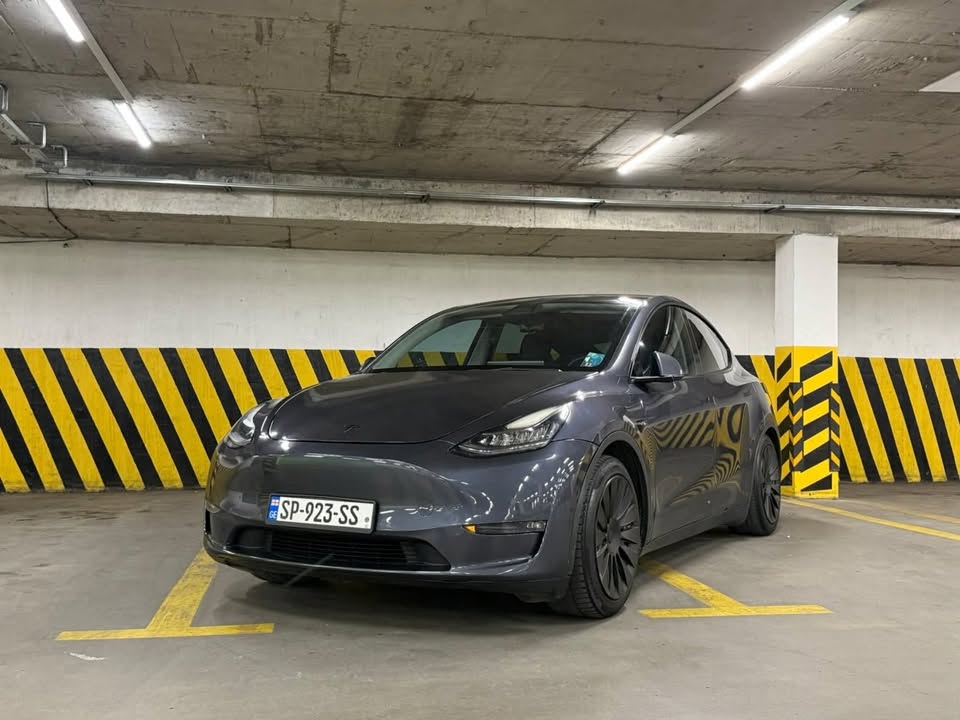 Model Y 2022 — 17,500$