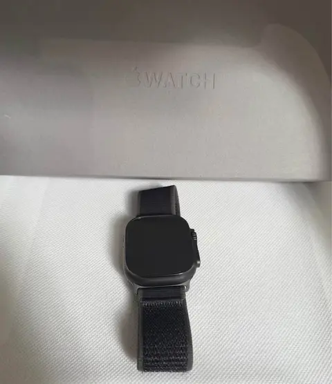 Apple Watch Ultra 2, սև, տուփով