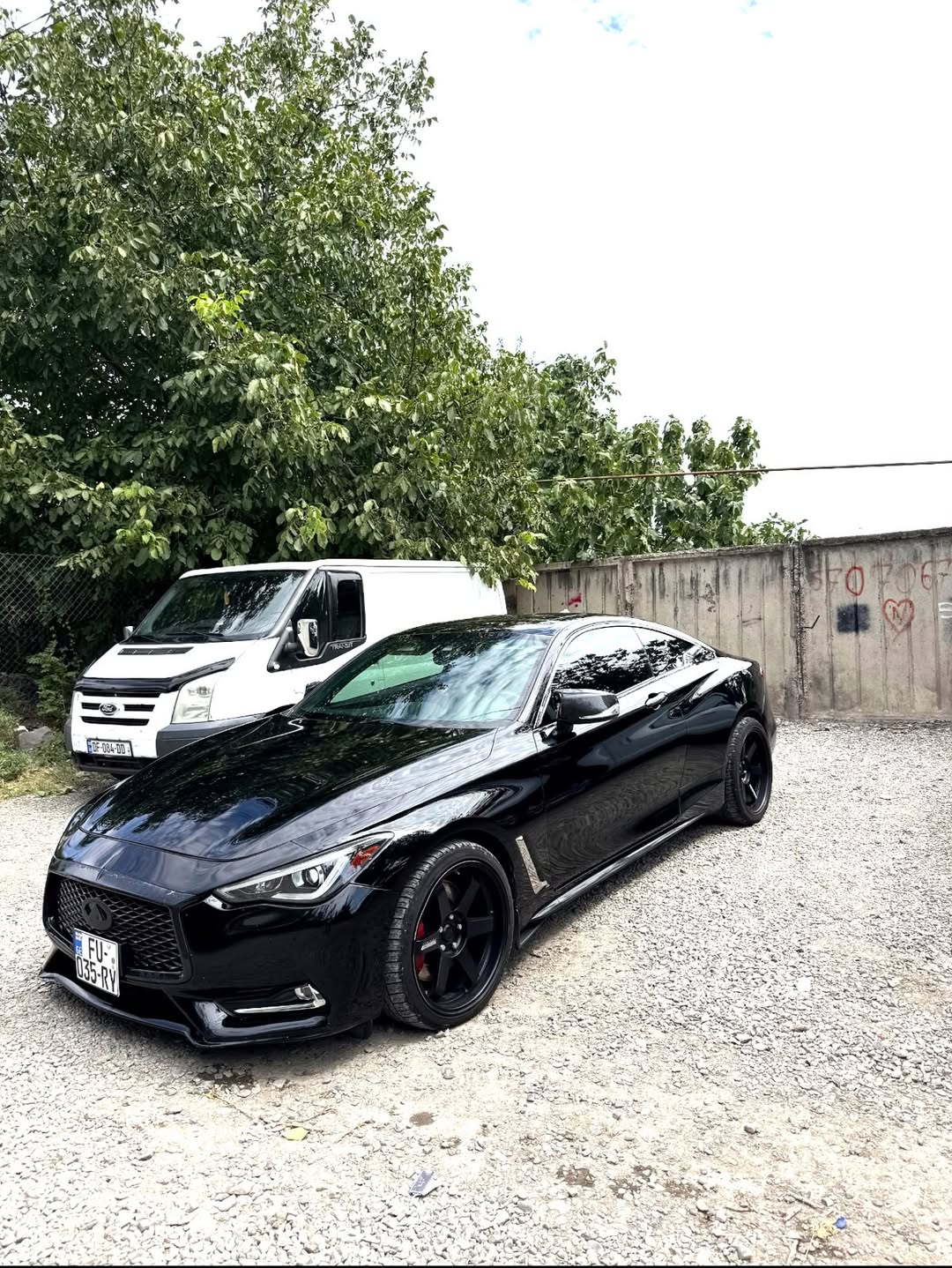 Infiniti Q60 2017
