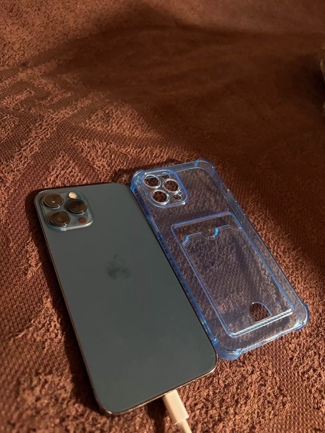 iPhone 12 Pro Max, კარგ მდგომარეობაში