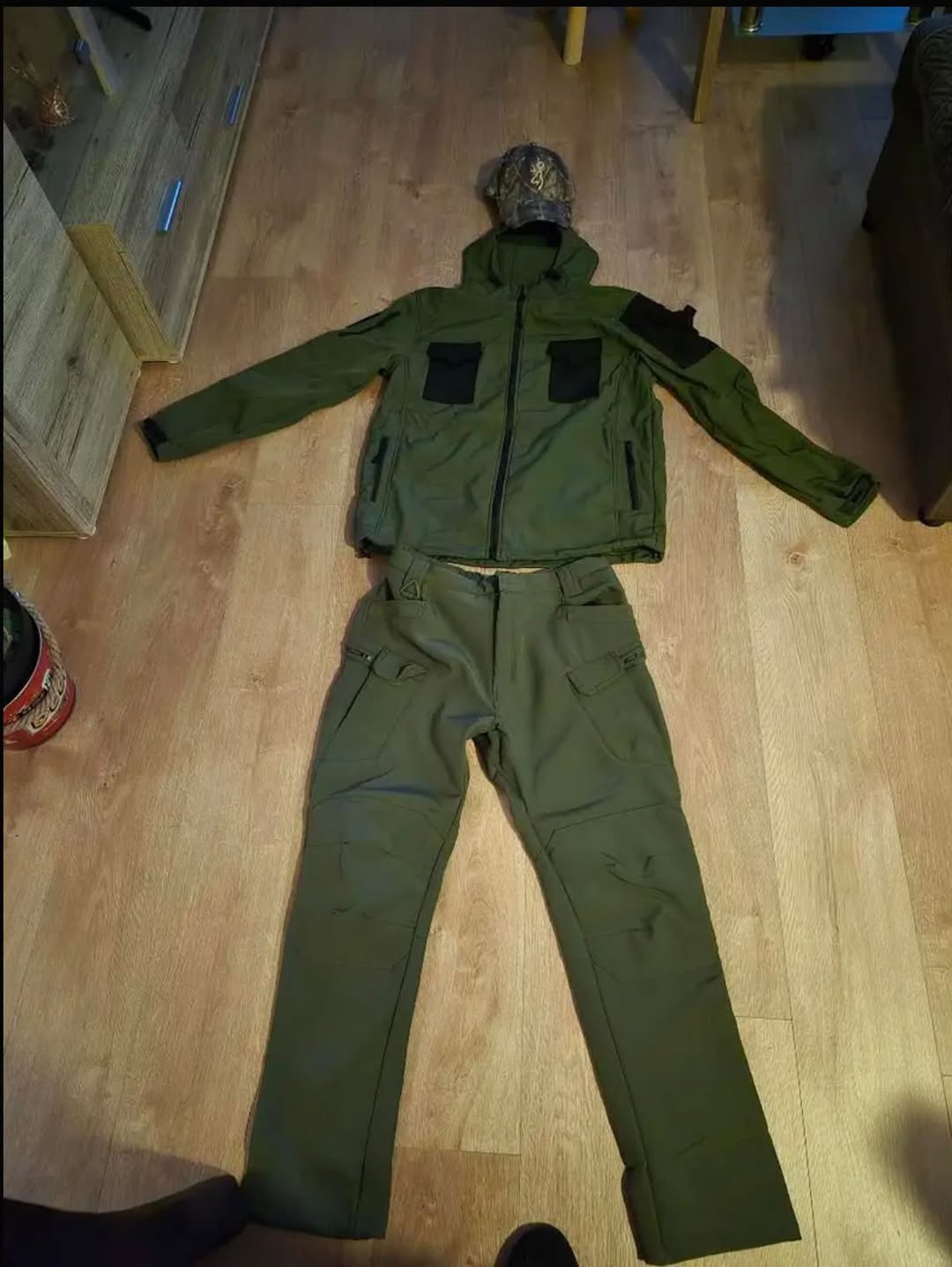 Thermal underwear and thermal water bottle
