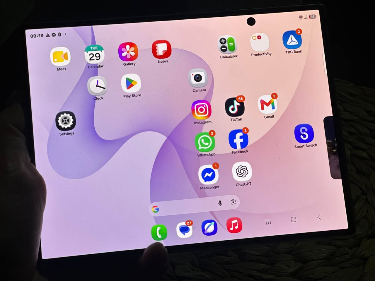 Ո՞վ քանի գումար վճարեց Samsung galaxy fold-ի համար