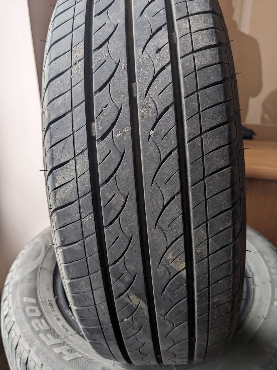 Продаются 4 одинаковых летних шины 175/65/14 — 100₾