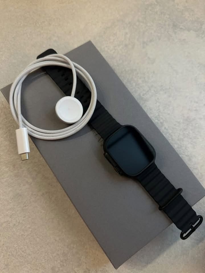 Apple Watch Ultra 2, შავი ტიტანი