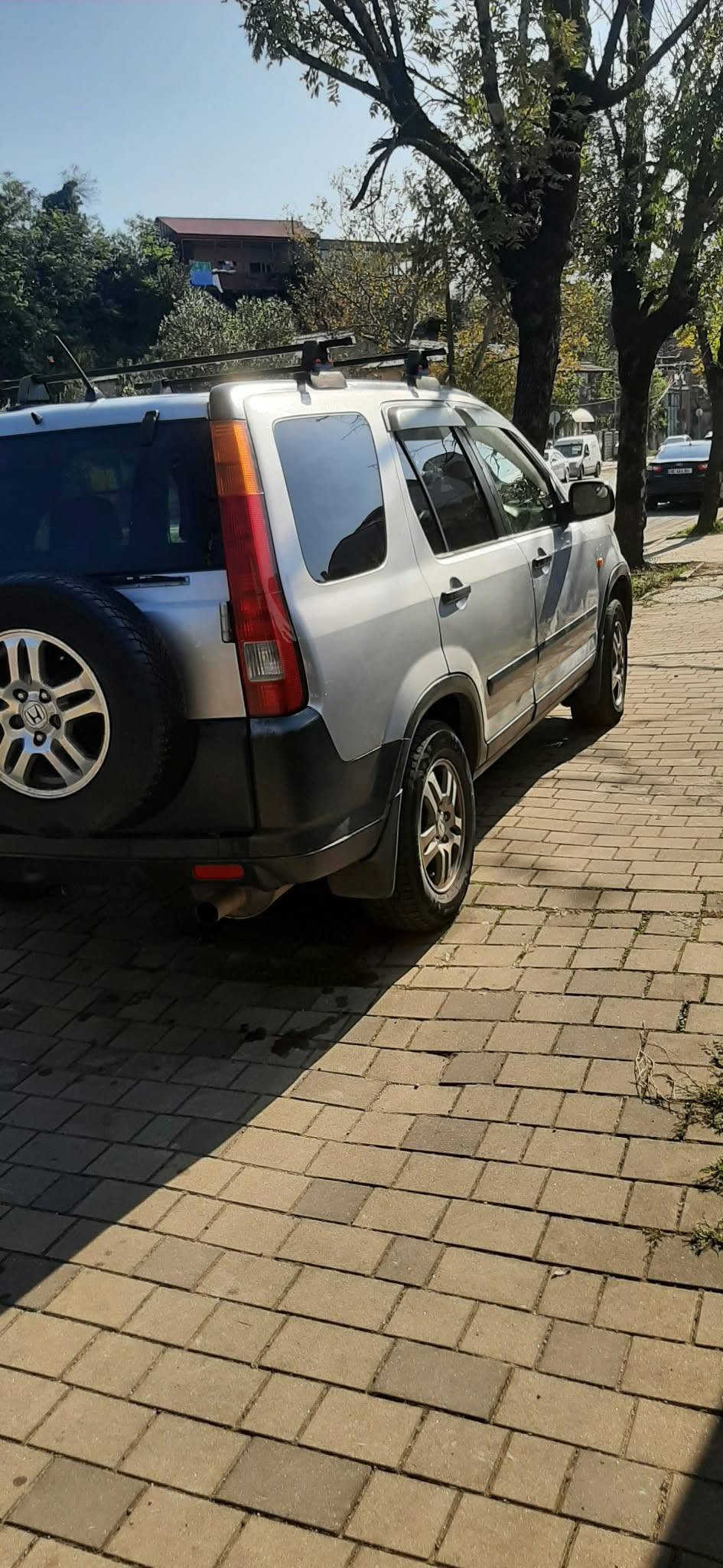 The car costs 2,300$