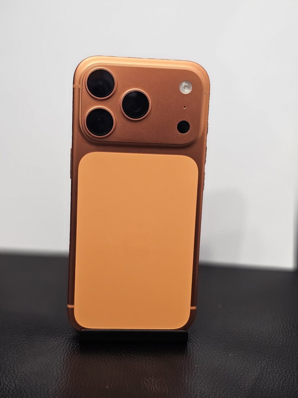 iPhone 17 Pro 256GB, eSIM, 12-month warranty