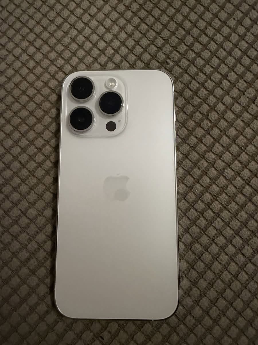 iPhone 14 pro 145.000 др