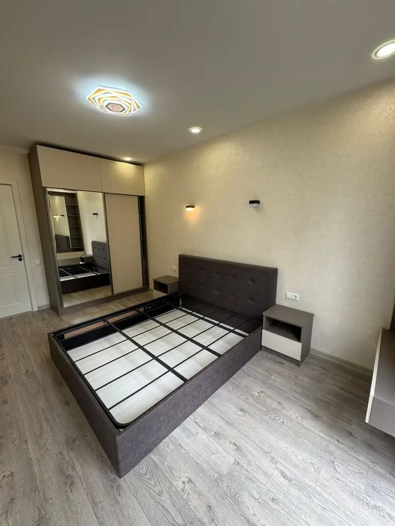 იყიდება 2-ოთახიანი ბინა, თბილისი — $82,500