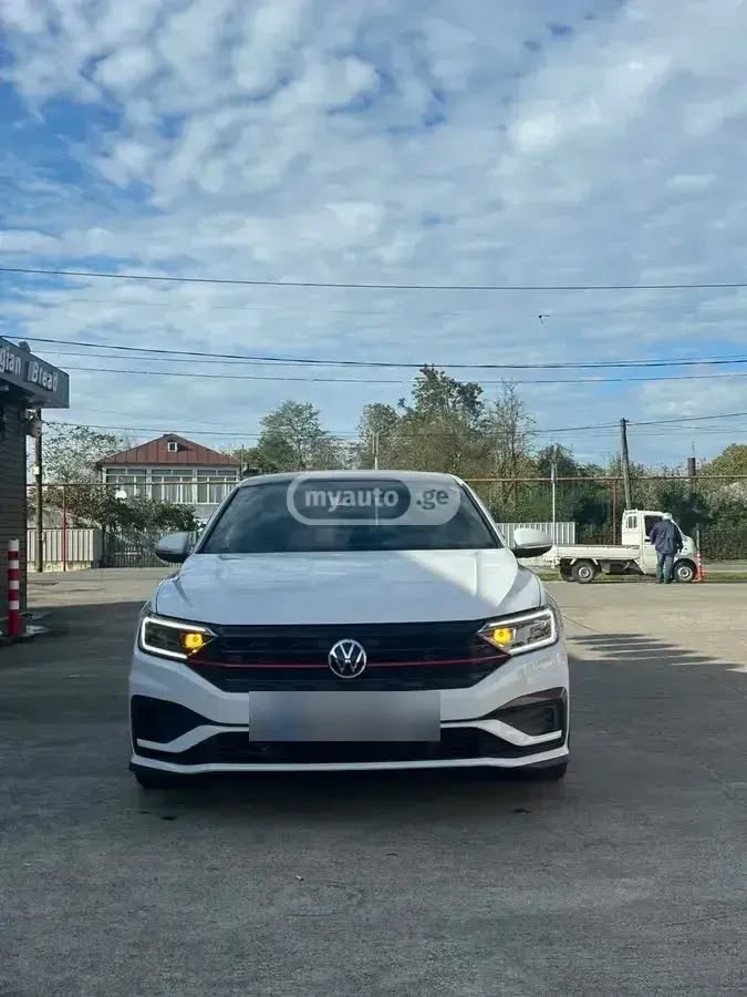 Volkswagen Jetta GLI 2020 — 13,200$
