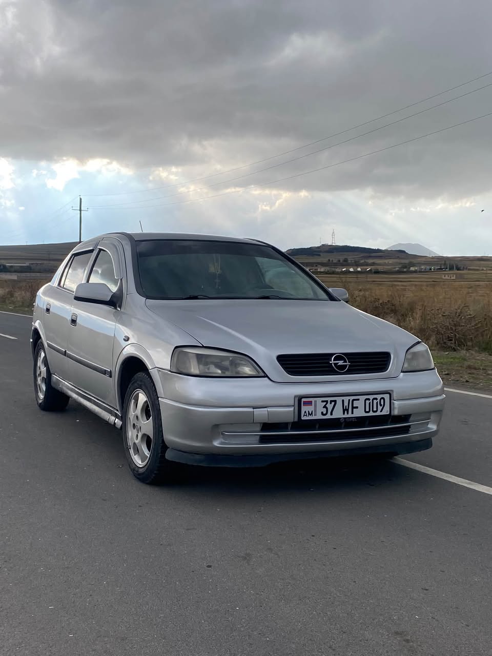 Opel Astra 1999 — 3,500$
