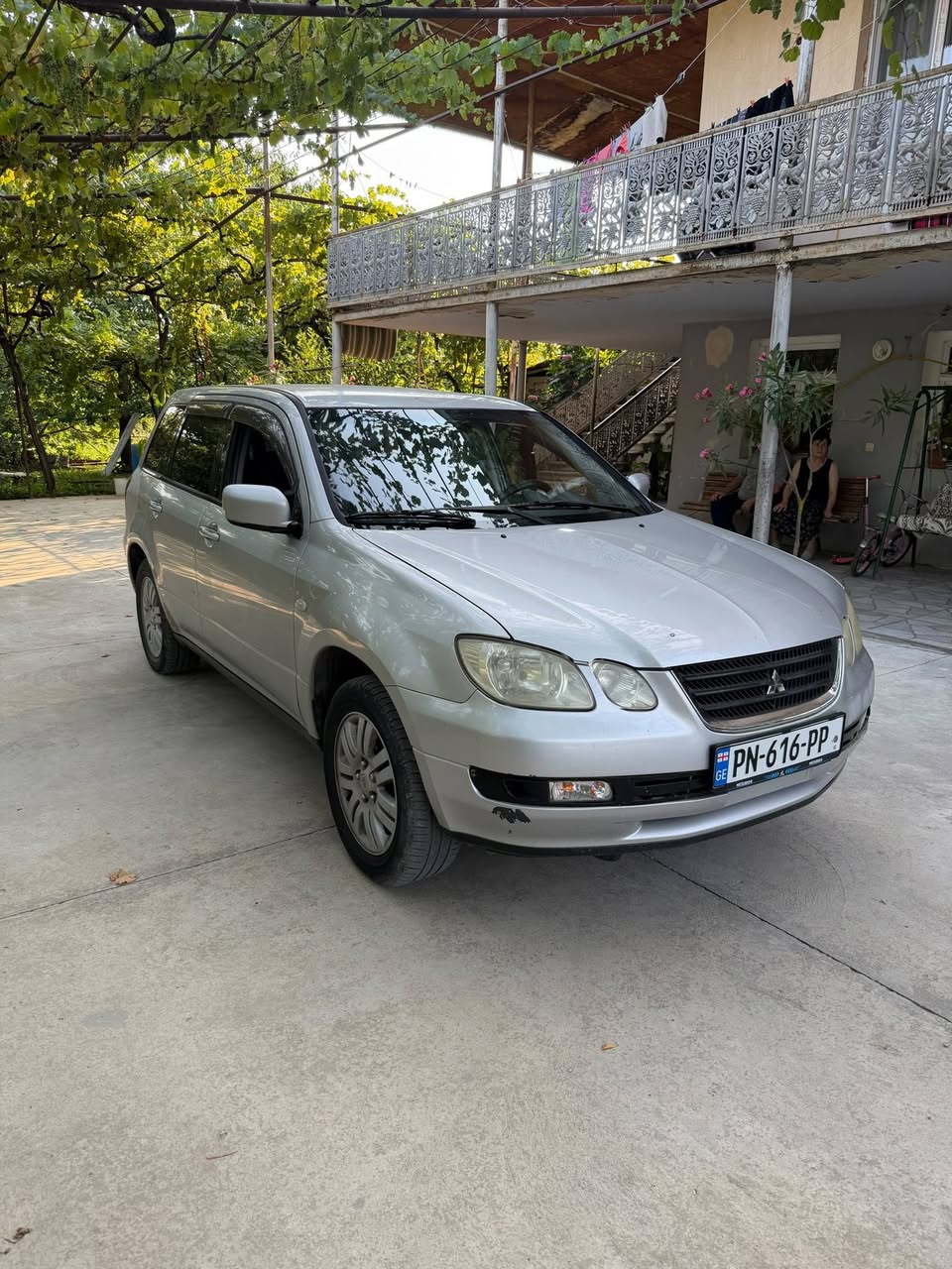 2002 2.0 თხევადი გაზით 270 კმ — 43,300$