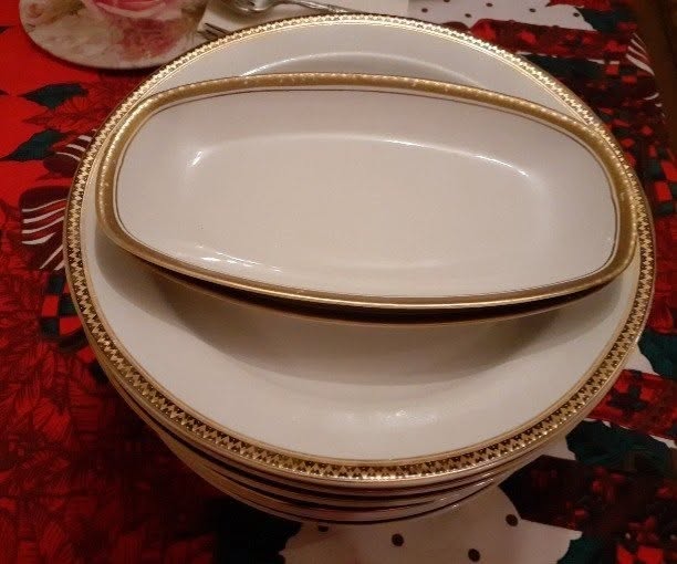 Yeni düz Ağ WHITE real təəllüklü tarelkalari