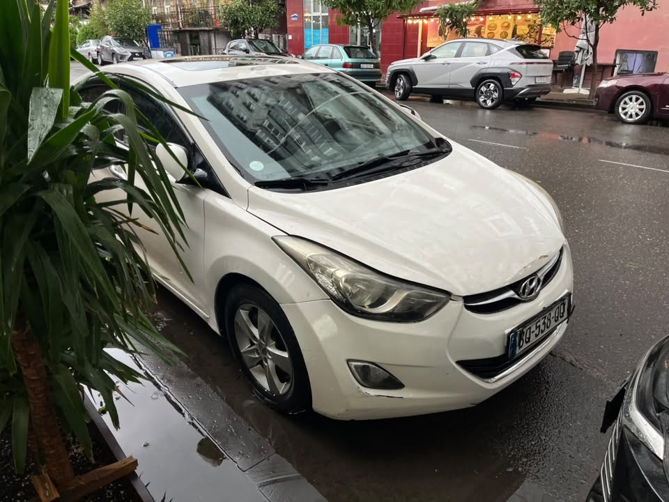 Satılık!! 2000$ hyundai avante 1.6gdi