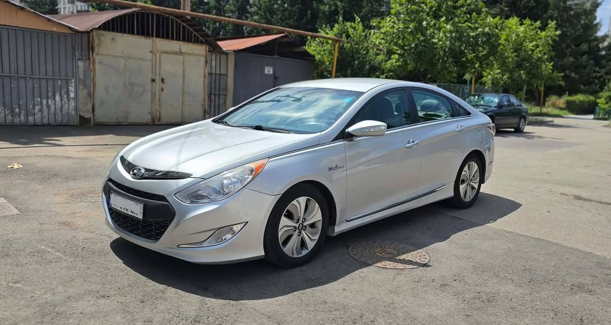 Hyundai Sonata 2013