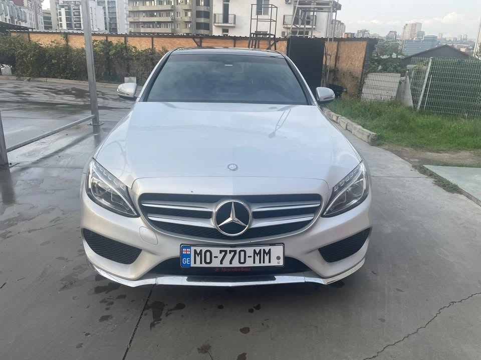Мерседес-Benz C 300 AMG 2015 — 13 300 долларов