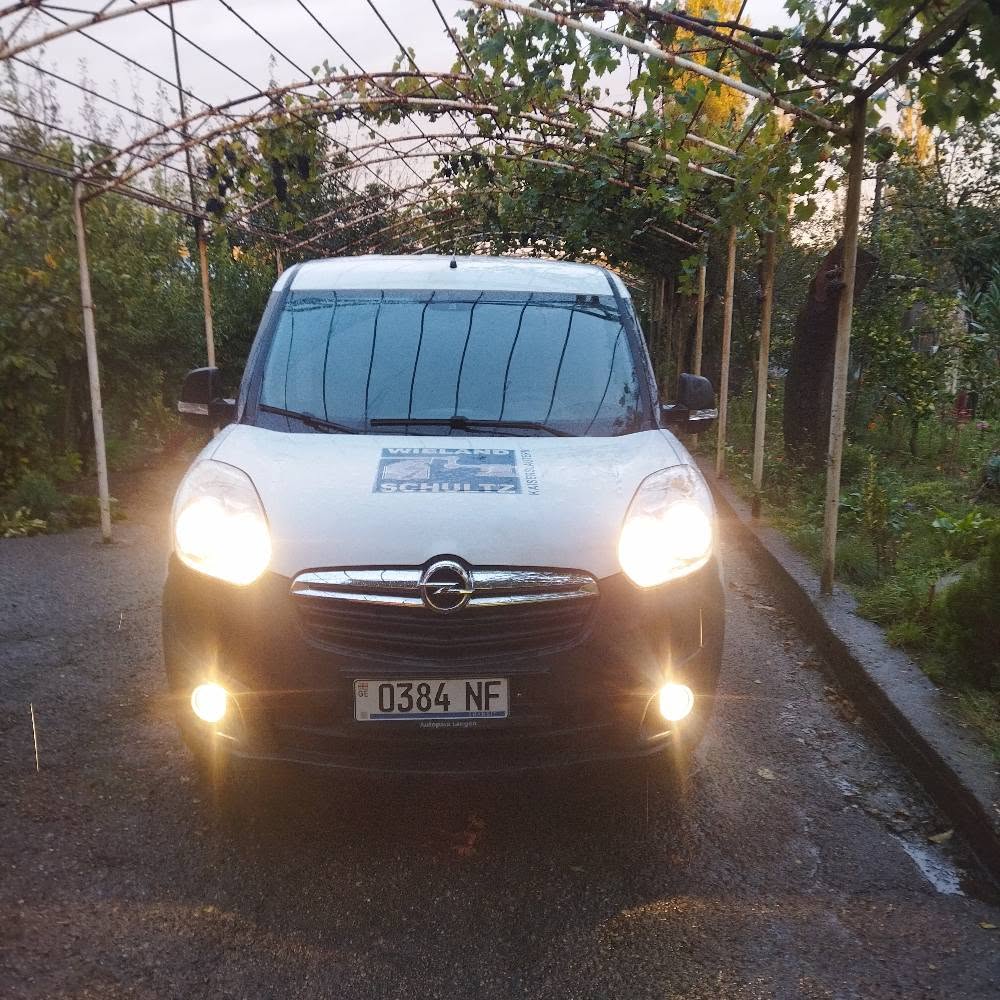 2014 model Opel Combo - 4,500$